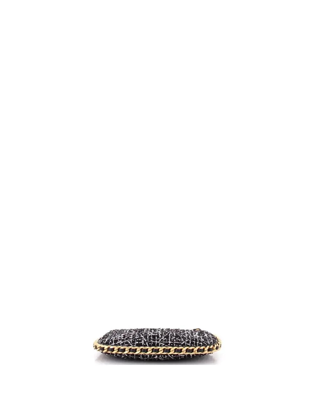 CHANEL elevate your